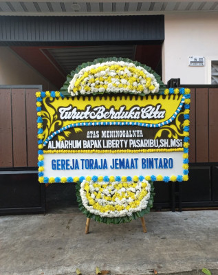 Papan Bunga Duka di Biatan